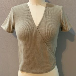 ⚡️SOLD⚡️VOLCOM | V-Neck Top